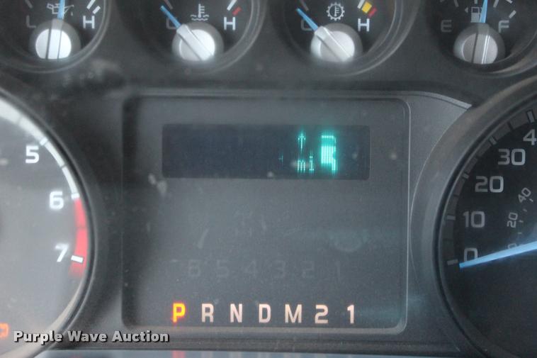 image for item L4985 2011 Ford F250 XLT SuperCab pickup truck