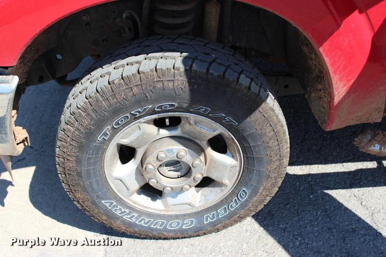 image for item L4985 2011 Ford F250 XLT SuperCab pickup truck