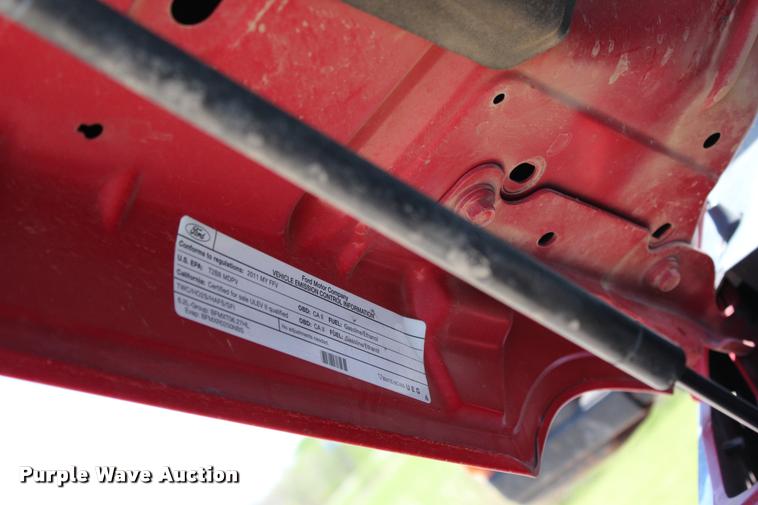 image for item L4985 2011 Ford F250 XLT SuperCab pickup truck