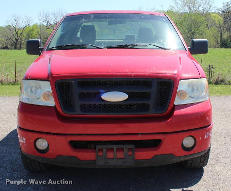 image for item L4986 2006 Ford F150 STX SuperCab pickup truck