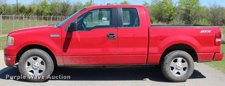image for item L4986 2006 Ford F150 STX SuperCab pickup truck