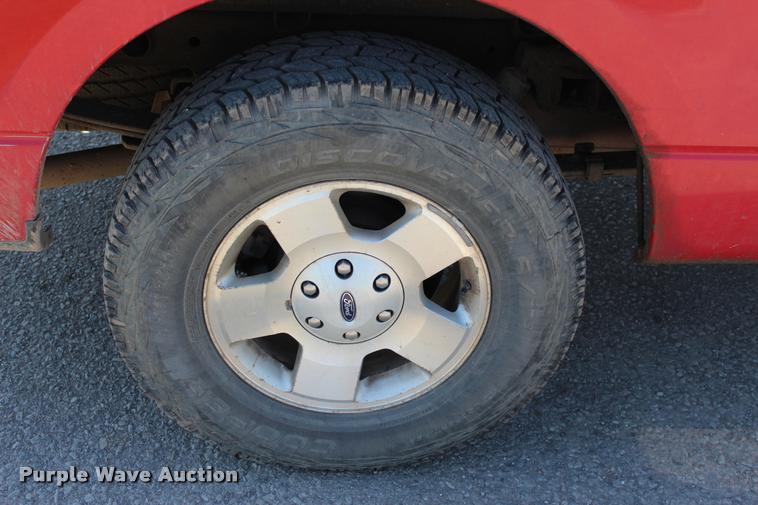 image for item L4986 2006 Ford F150 STX SuperCab pickup truck