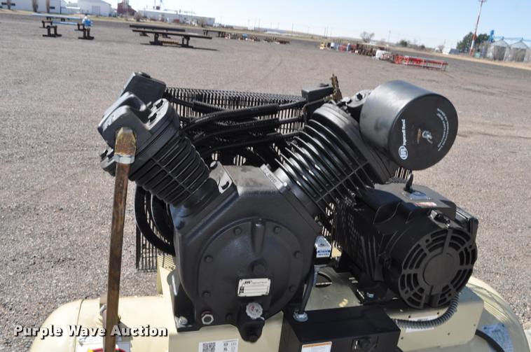 image for item L5181 Ingersoll Rand 7100E15-V air compressor