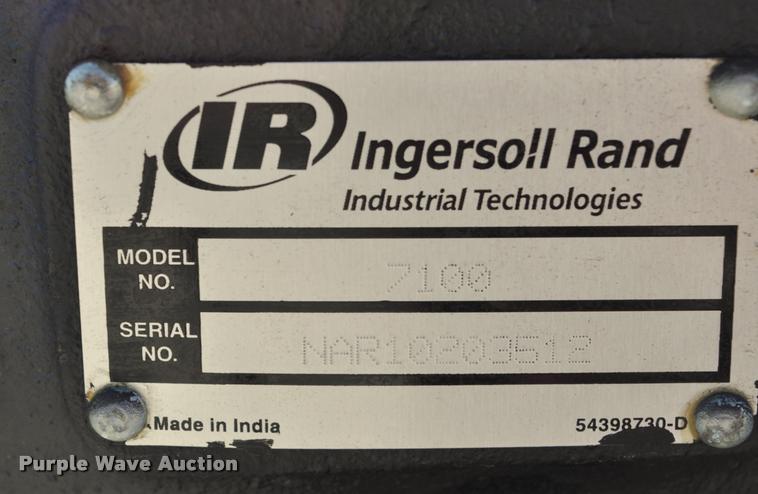 image for item L5181 Ingersoll Rand 7100E15-V air compressor