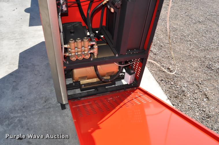 image for item L5182 Hotsy 1835SS pressure washer