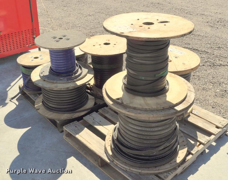 image for item L5212 Submersible pump well wires