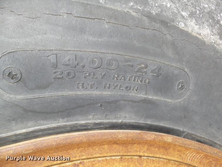 image for item AU9603 (6) tires and wheels