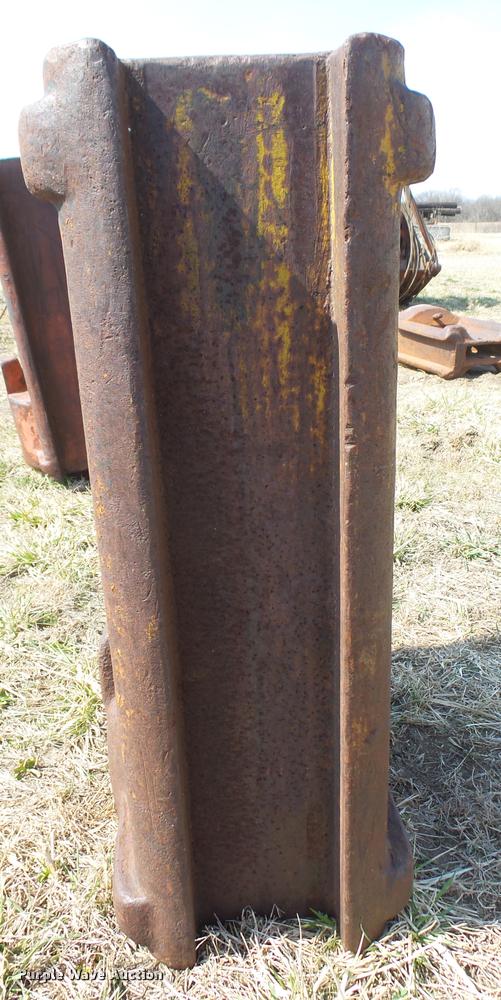 image for item AU9605 Hammer and follow blocks