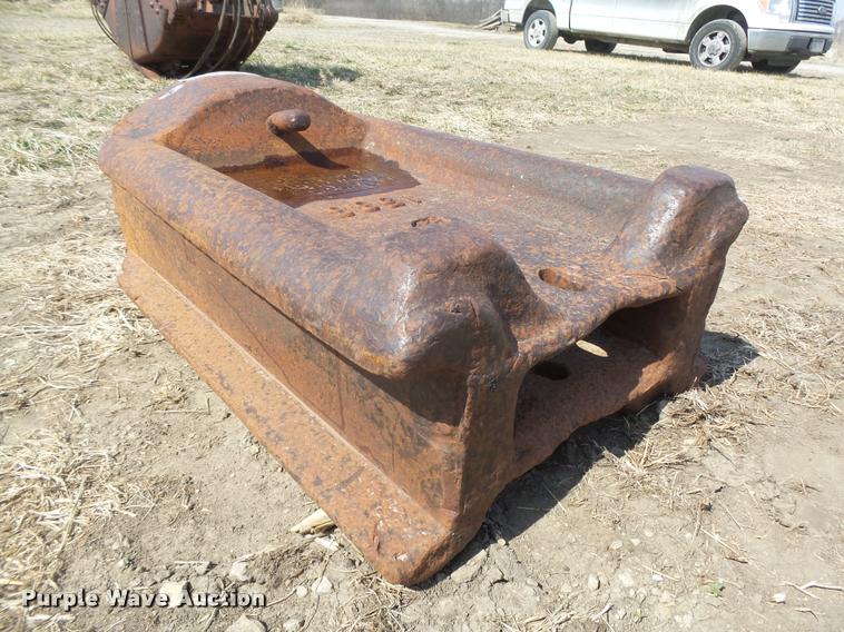 image for item AU9606 Hammer and follow block