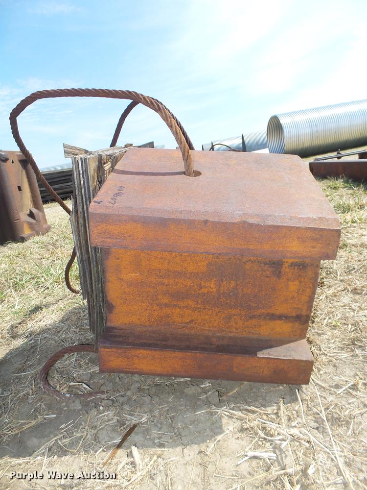 image for item AU9607 Hammer and follow blocks