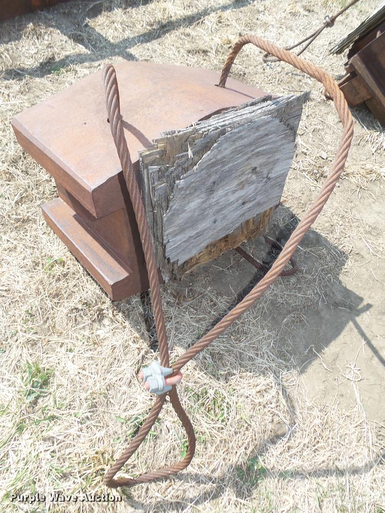 image for item AU9607 Hammer and follow blocks