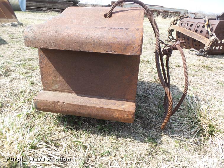 image for item AU9607 Hammer and follow blocks