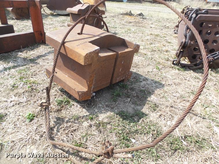 image for item AU9608 Hammer and follow block