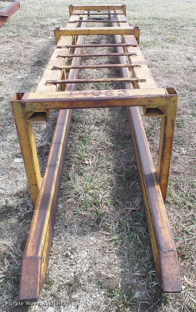 image for item AU9610 Lead