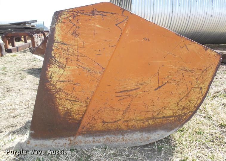 image for item AU9612 24"W bucket