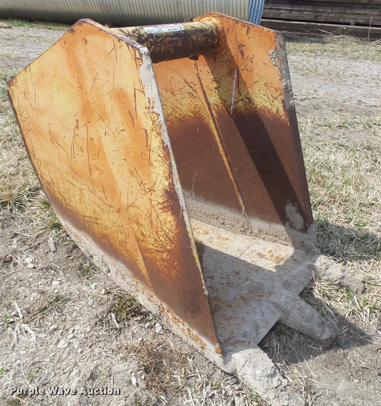 image for item AU9612 24"W bucket