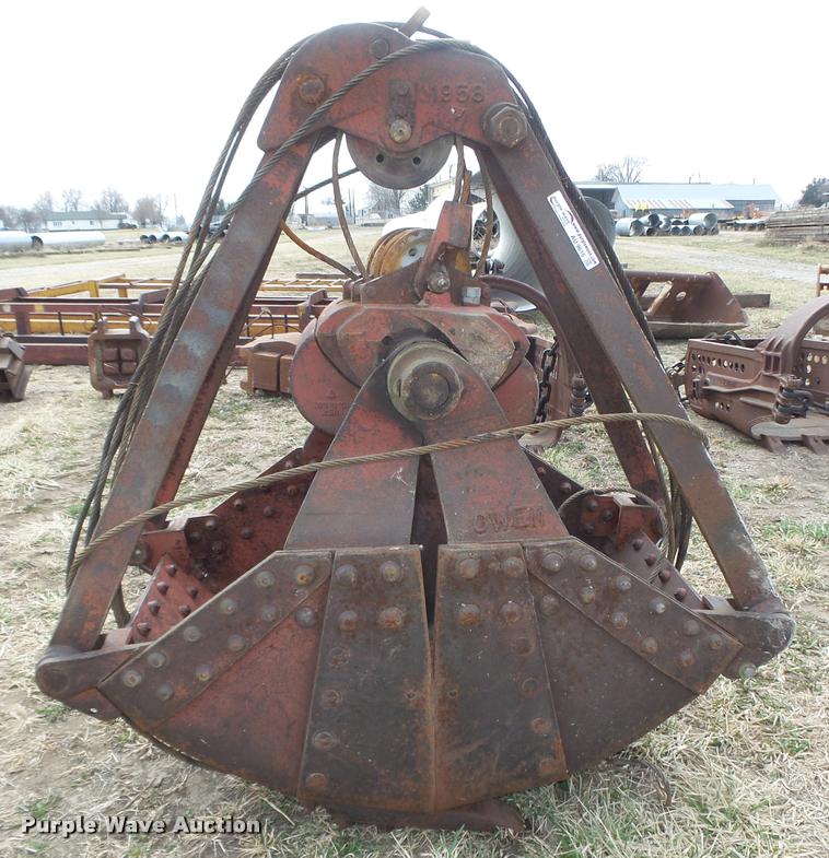 image for item AU9615 Owen clam shell bucket