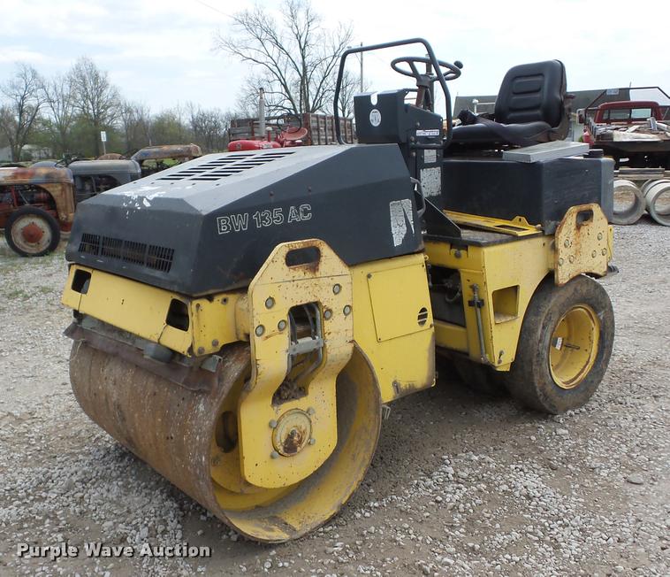 image for item BI9743 Bomag BW135AG single drum roller