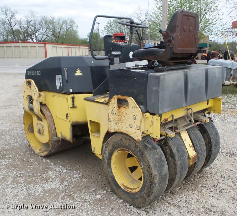 image for item BI9743 Bomag BW135AG single drum roller