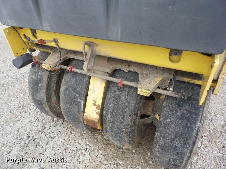 image for item BI9743 Bomag BW135AG single drum roller