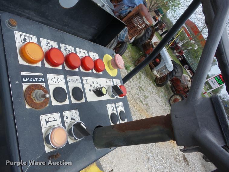 image for item BI9743 Bomag BW135AG single drum roller