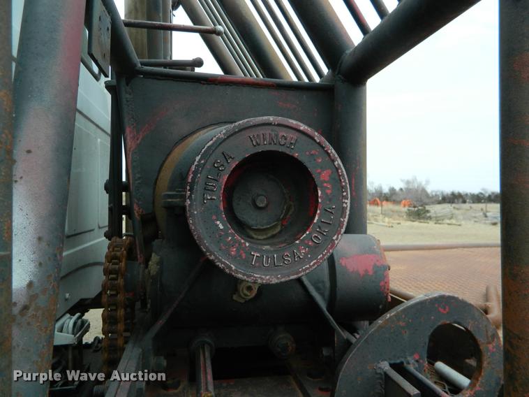 image for item BK9267 1975 International 2050A flatbed truck