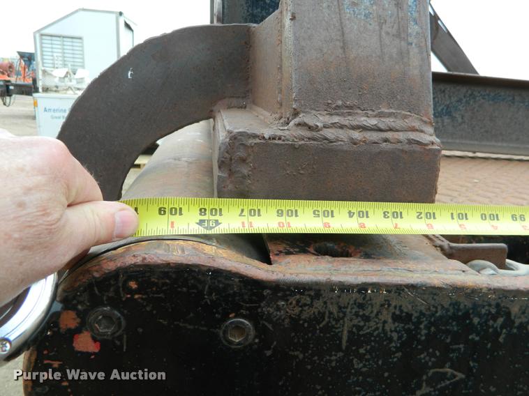 image for item BK9267 1975 International 2050A flatbed truck