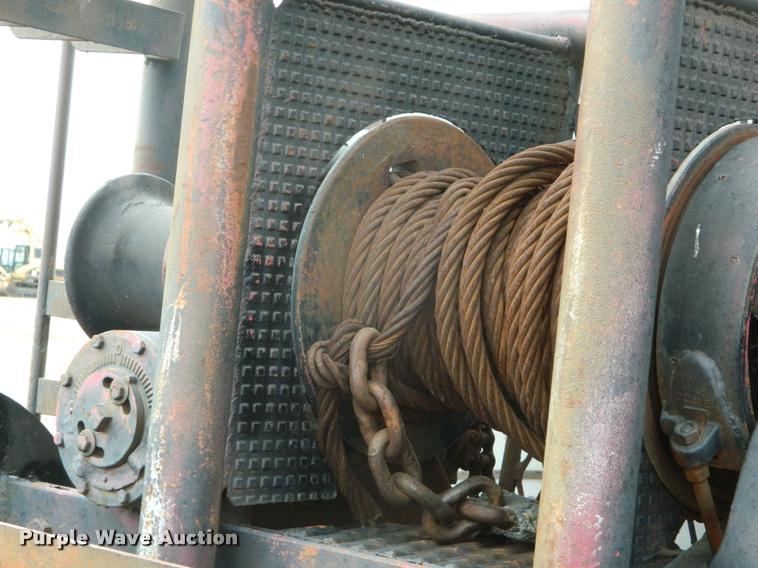 image for item BK9267 1975 International 2050A flatbed truck