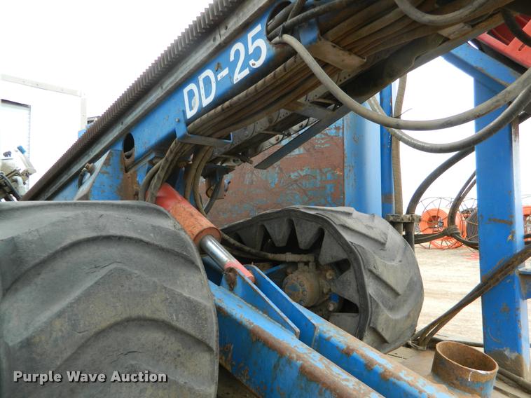 image for item BK9268 1997 American DD-25 directional boring unit