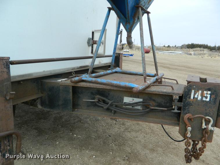 image for item BK9268 1997 American DD-25 directional boring unit