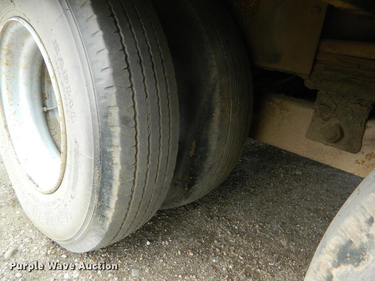 image for item BK9268 1997 American DD-25 directional boring unit