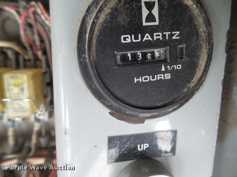 image for item CB9888 1999 Sky Jack 9250 scissor lift