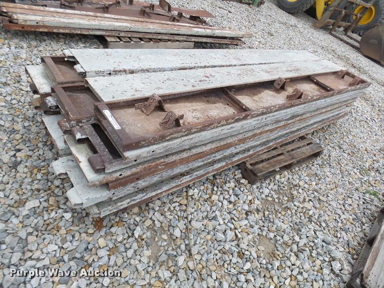 image for item CC9120 (25) steel concrete forms