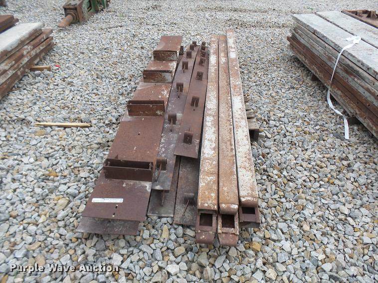 image for item CC9122 (12) steel concrete forms