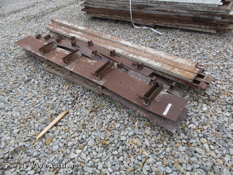 image for item CC9122 (12) steel concrete forms