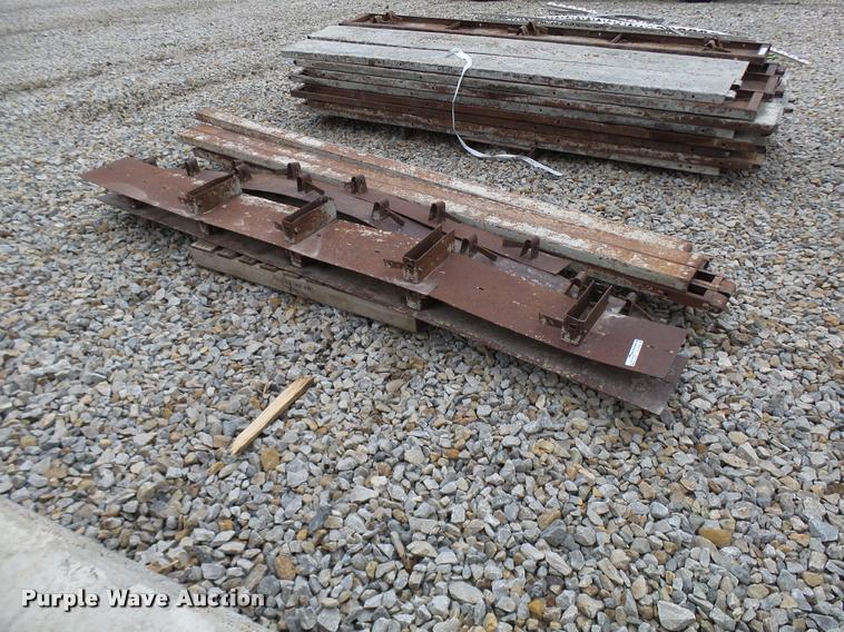 image for item CC9122 (12) steel concrete forms