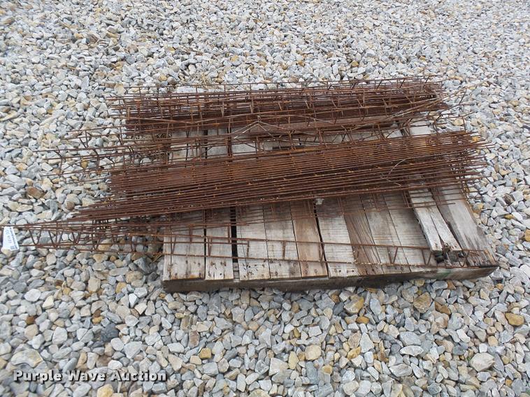 image for item CC9123 Steel re-bar chairs