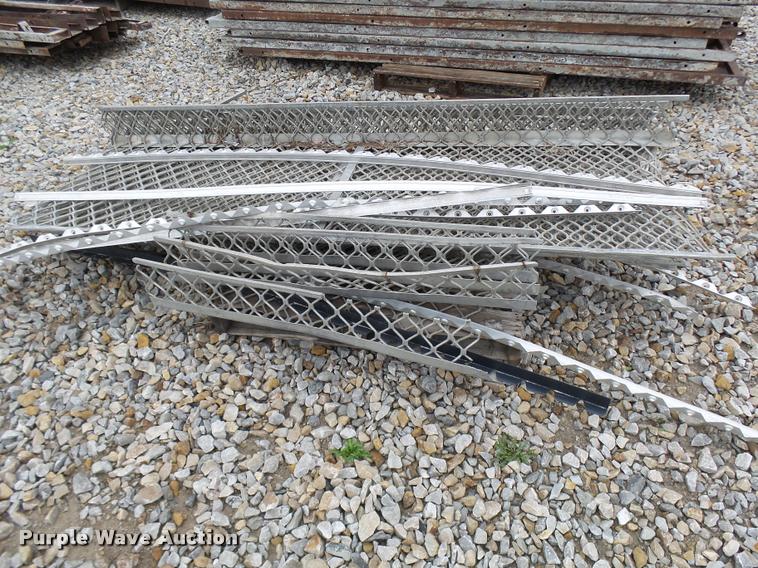 image for item CC9124 Aluminum guard track