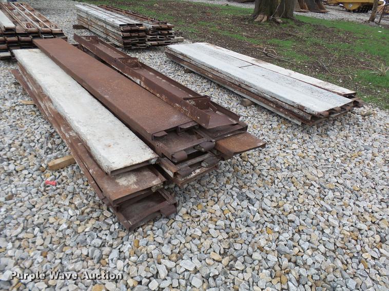 image for item CC9125 (34) steel concrete forms