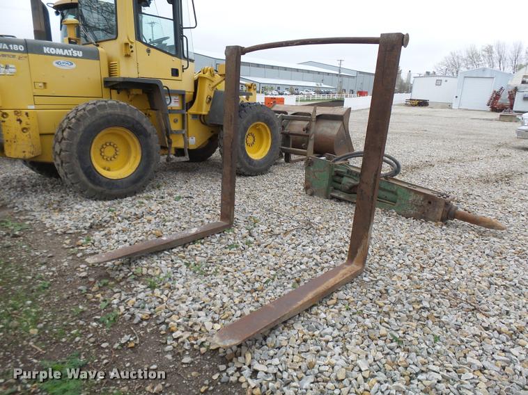 image for item CC9128 Loader pallet forks