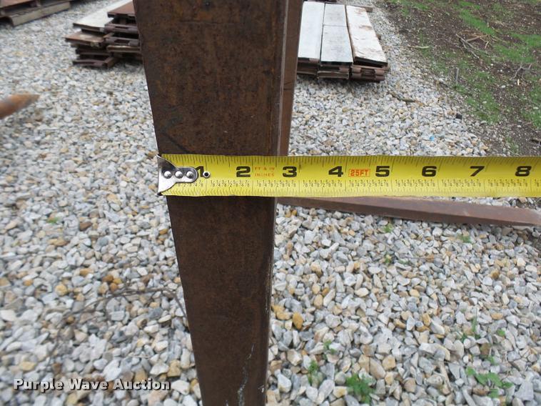 image for item CC9128 Loader pallet forks