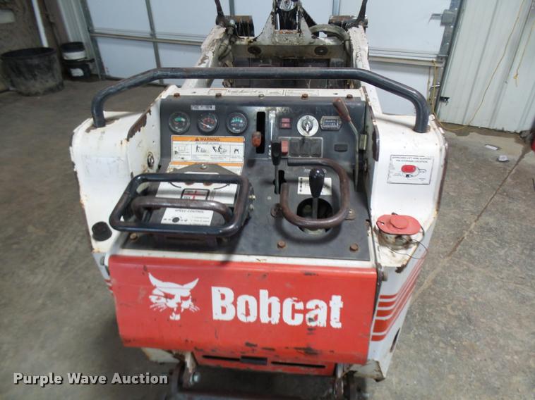 image for item CC9138 2006 Bobcat MT52 compact utility loader