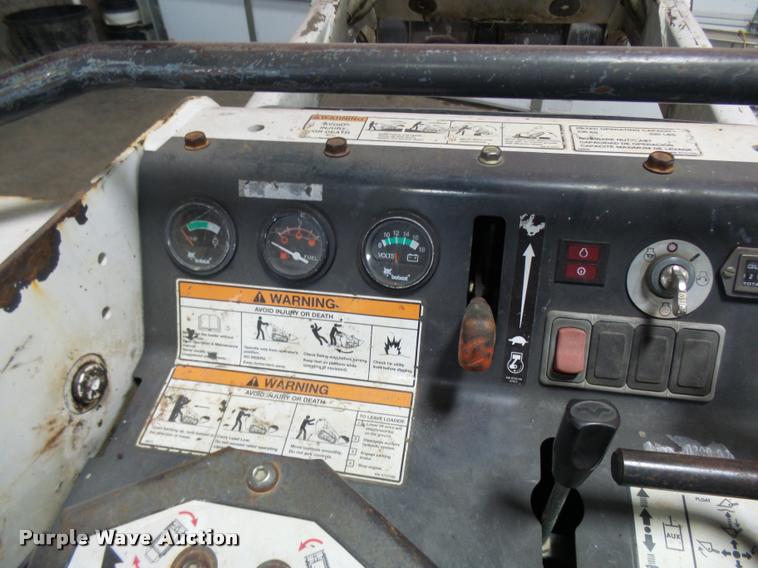 image for item CC9138 2006 Bobcat MT52 compact utility loader