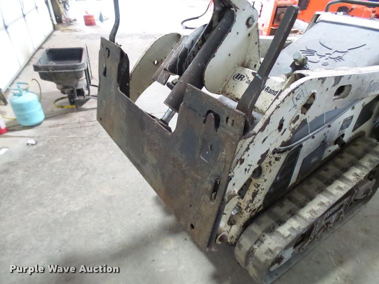 image for item CC9138 2006 Bobcat MT52 compact utility loader