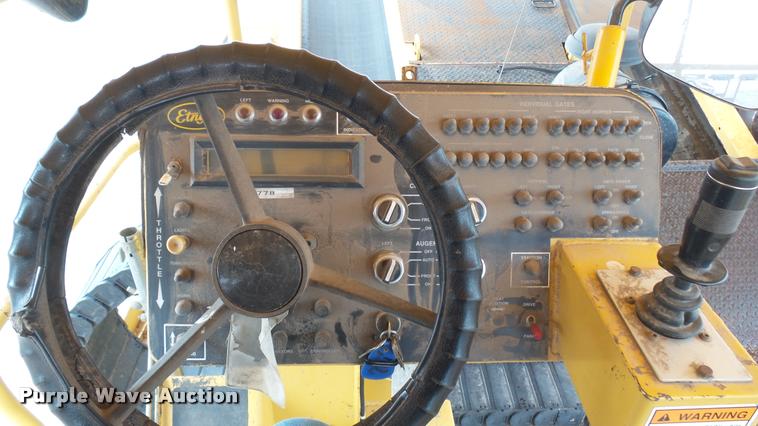 image for item DA0458 Etnyre Quad chip spreader