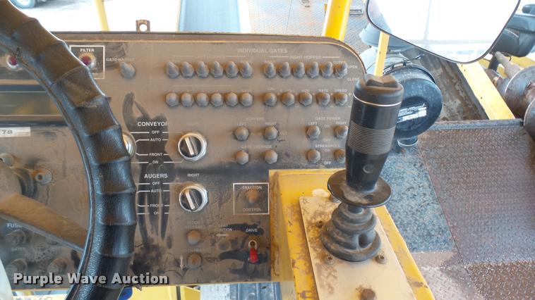 image for item DA0458 Etnyre Quad chip spreader