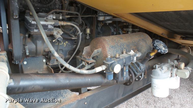 image for item DA0458 Etnyre Quad chip spreader