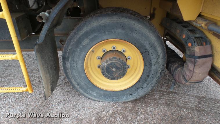 image for item DA0458 Etnyre Quad chip spreader