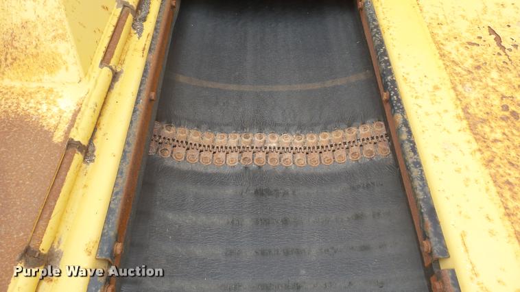 image for item DA0458 Etnyre Quad chip spreader