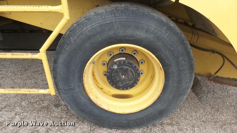 image for item DA0458 Etnyre Quad chip spreader